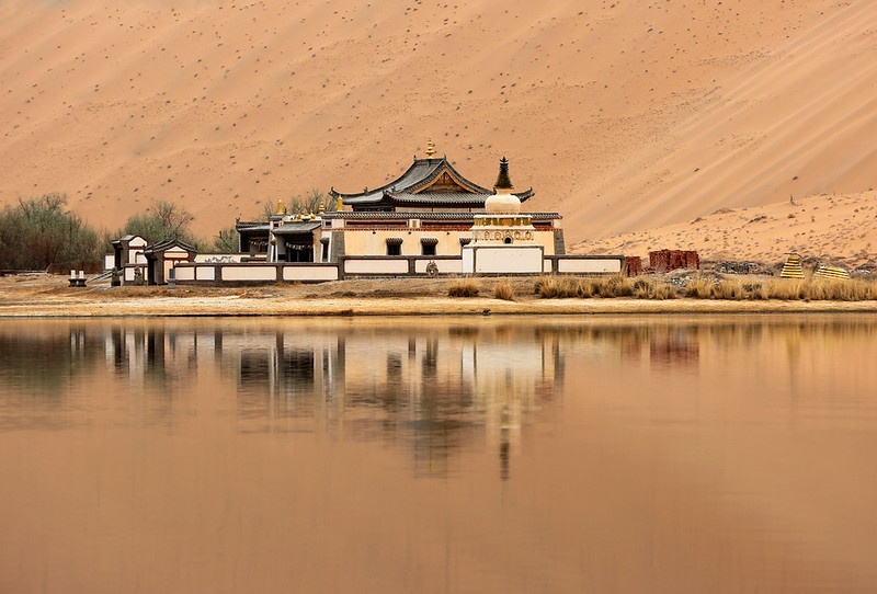 Photo: Badain Jaran Temple, by vil.sandi