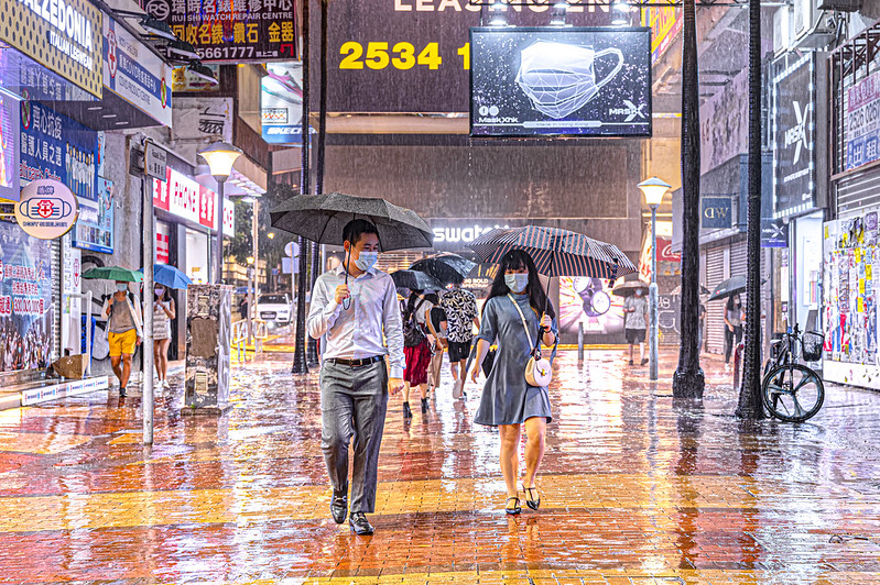 Photo: Rainy night at Russell Street, Hong Kong, by johnlsl