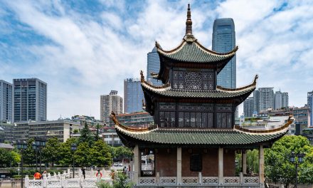Photo: 85296-Guiyang, by Xiquinho Silva