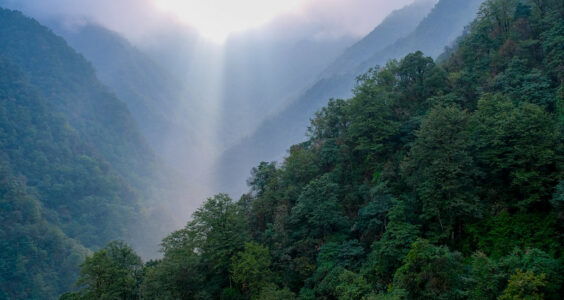 Photo: Guizhou mountains, by Francisco Anzola